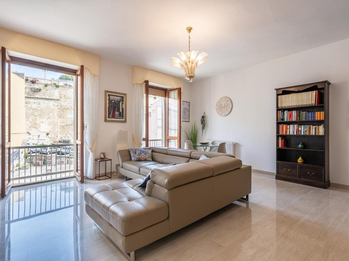 Apartment On Shopping Street كالياري المظهر الخارجي الصورة