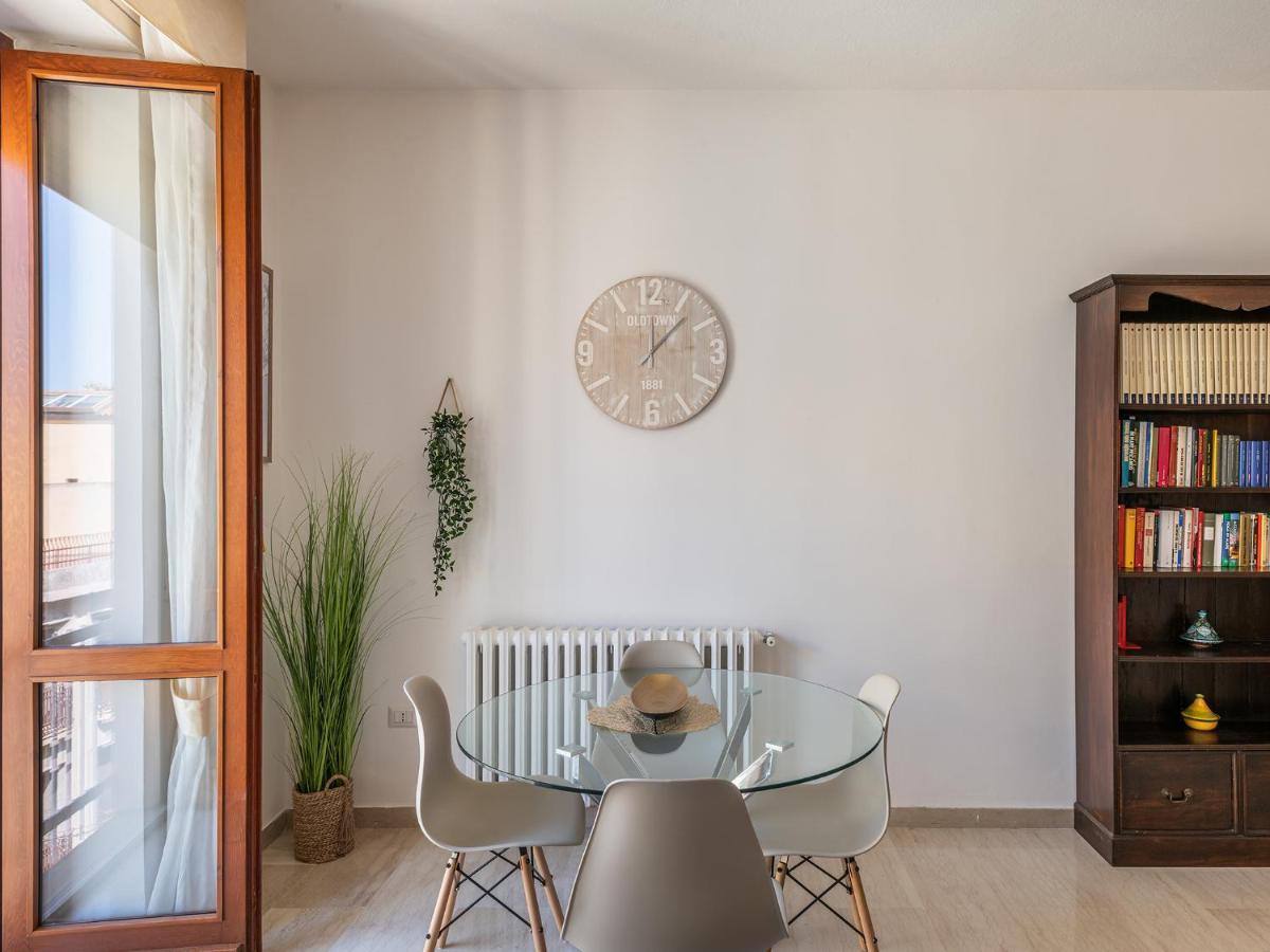 Apartment On Shopping Street كالياري المظهر الخارجي الصورة