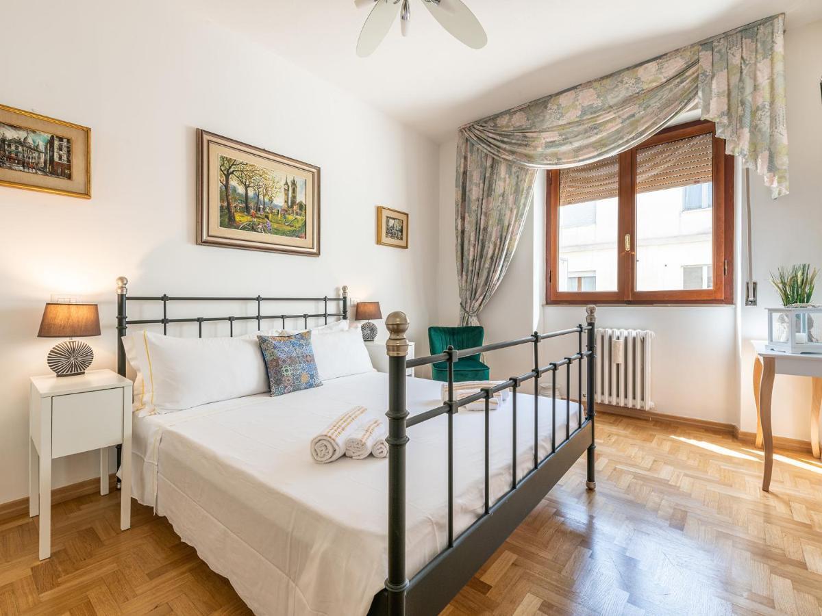 Apartment On Shopping Street كالياري المظهر الخارجي الصورة