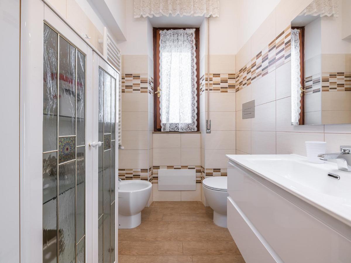 Apartment On Shopping Street كالياري المظهر الخارجي الصورة